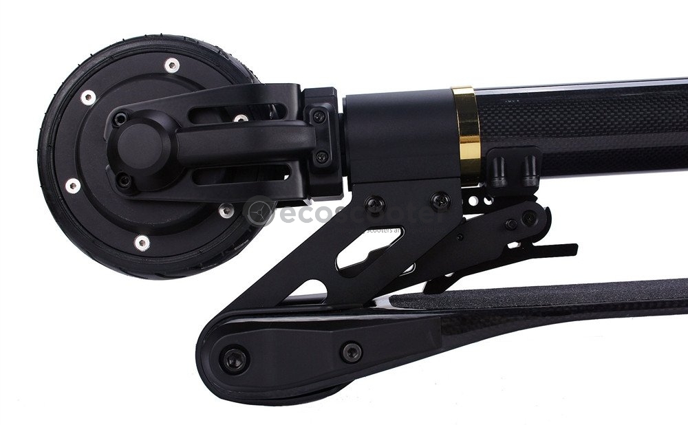 carbon-fiber-electric-scooter-black-07